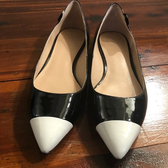 tory burch penelope cap toe flat